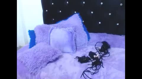 gabi_jhons_23 online show from November 2025 10:15:02 AM