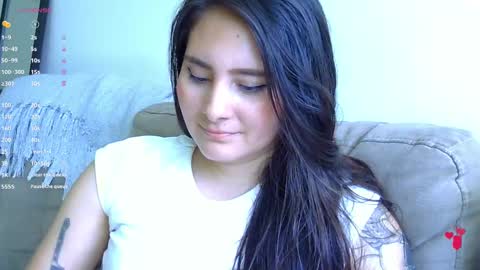 Snapshot of gabriela_miller_2 chatting on January 2025 06:54:02 PM Gabriela Miller online show from January 2025 06:54:02 PM