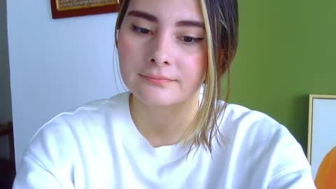 Snapshot of gabriela_miller_2 chatting on November 2025 02:50:01 PM Gabriela Miller online show from November 2025 02:50:01 PM