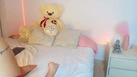   online show from February 2026 05:18:02 AM