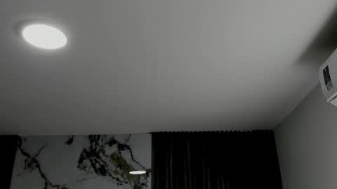 Gabriela Kassi online show from September 2025 11:00:01 AM