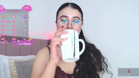 Snapshot of gabrielarossa chatting on December 2025 12:32:02 PM GabrielaRossa online show from December 2025 12:32:02 PM