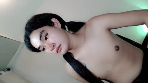 Snapshot of gabrielawantsyou chatting on December 2024 07:06:02 AM GABBY online show from December 2024 07:06:02 AM