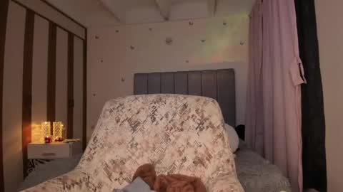 Gaby online show from December 2025 12:19:02 AM