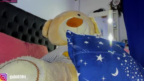 Sara   online show from March 2025 04:26:02 AM