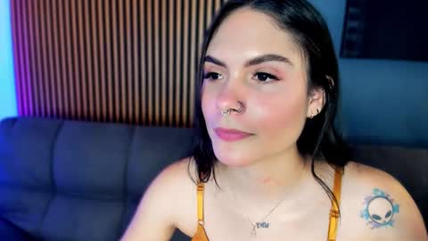 Snapshot of gaby__ferrer_ chatting on November 2025 01:51:01 PM GABY online show from November 2025 01:51:01 PM