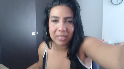 Snapshot of gaby_bluexx chatting on May 2026 06:47:02 PM Gaby Blue online show from May 2026 06:47:02 PM