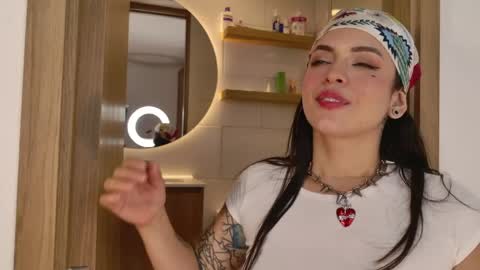 Snapshot of gaby_mason chatting on May 2026 05:53:01 PM Gaby online show from May 2026 05:53:01 PM