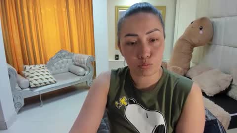 Snapshot of gaby_trent chatting on November 2025 02:54:01 PM gabriela online show from November 2025 02:54:01 PM