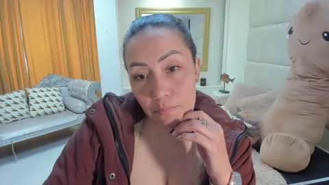 Snapshot of gaby_trent chatting on December 2025 02:26:01 PM gabriela online show from December 2025 02:26:01 PM