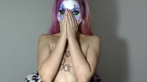 gabygumms online show from November 2025 06:46:02 AM