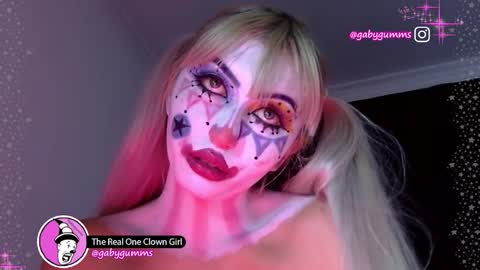 gabygumms online show from February 2026 09:00:02 PM