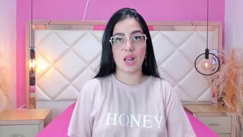 Snapshot of gabyjhons chatting on December 2025 03:27:02 PM gabyjhons online show from December 2025 03:27:02 PM