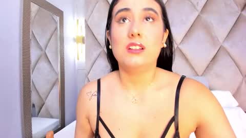 Snapshot of gabyparker_ chatting on November 2025 12:26:01 PM Gaby online show from November 2025 12:26:01 PM