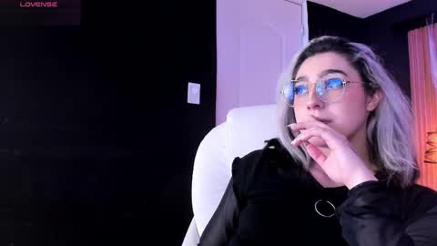 gabyrose9 online show from April 2026 07:33:01 PM