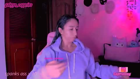 gabyye capprins online show from January 2026 12:25:01 AM