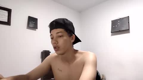 gadiel_sex online show from October 2025 03:23:02 PM
