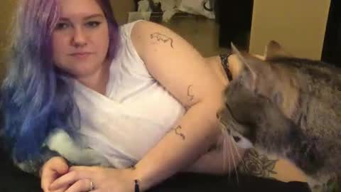 Eryn online show from February 2025 07:26:01 AM