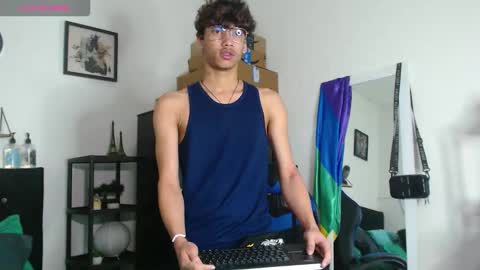 Snapshot of gael_jones chatting on September 2025 06:47:02 AM gael_jones online show from September 2025 06:47:02 AM