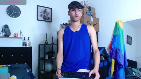 Snapshot of gael_jones chatting on September 2025 02:22:02 PM gael_jones online show from September 2025 02:22:02 PM