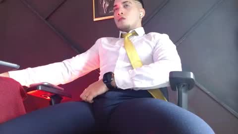 Snapshot of gael_williams3 chatting on February 2025 06:59:01 PM gael_williams3 online show from February 2025 06:59:01 PM