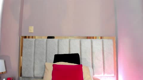 GahiaBelucci online show from April 2026 05:52:02 PM