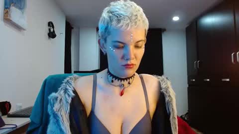 Gaia Plath online show from March 2026 01:23:01 AM