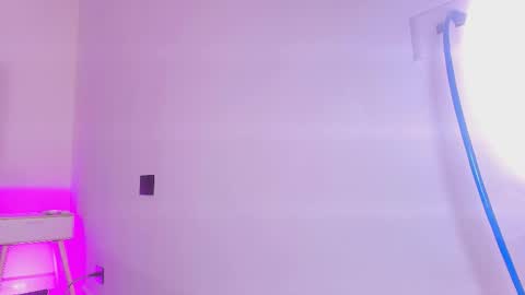 galaanderson online show from December 2025 11:52:02 AM