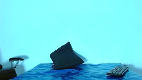 Ariel Aoir online show from March 2026 01:32:02 AM