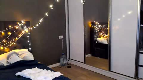 Snapshot of galaxyandromeda chatting on December 2025 07:24:01 AM My name Lou 3 online show from December 2025 07:24:01 AM