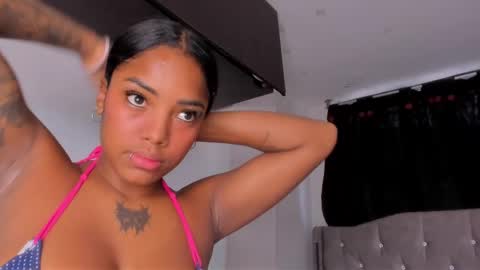 Snapshot of game_with_lesbians_ chatting on October 2025 11:18:02 AM game with lesbians online show from October 2025 11:18:02 AM