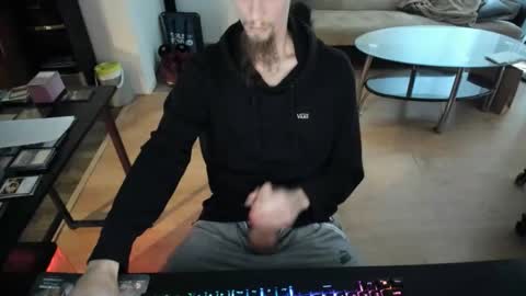 Snapshot of gamingpleasure chatting on November 2025 04:50:01 PM GamingPleasure online show from November 2025 04:50:01 PM