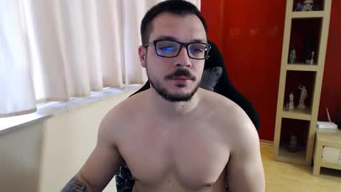 GangstaLover online show from April 2026 03:32:01 AM