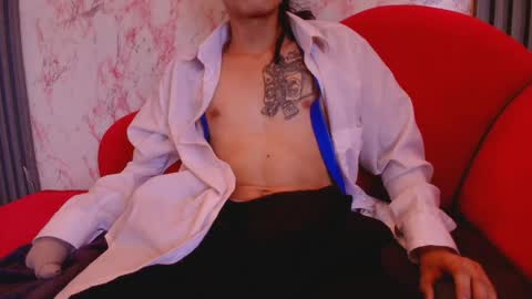 garu_moon online show from April 2026 04:02:02 AM