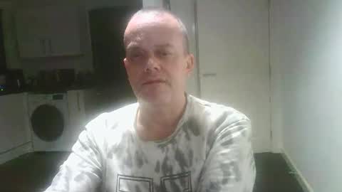gary1862uk online show from November 2025 09:03:02 PM