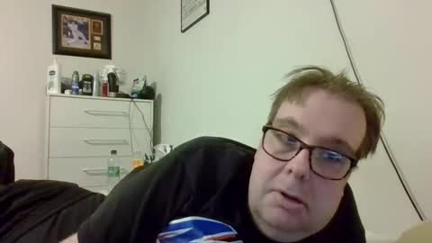 Snapshot of garyg930 chatting on December 2025 02:29:01 AM Gary online show from December 2025 02:29:01 AM