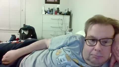 Snapshot of garyg930 chatting on January 2026 05:11:02 AM Gary online show from January 2026 05:11:02 AM