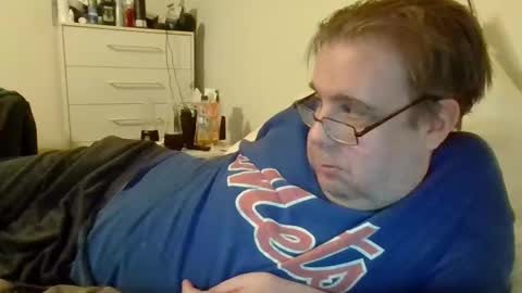 Snapshot of garyg930 chatting on January 2026 02:48:01 AM Gary online show from January 2026 02:48:01 AM