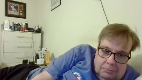 Snapshot of garyg930 chatting on February 2026 03:55:02 AM Gary online show from February 2026 03:55:02 AM