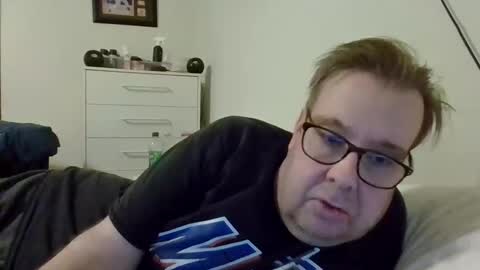 Snapshot of garyg930 chatting on February 2026 12:33:02 AM Gary online show from February 2026 12:33:02 AM