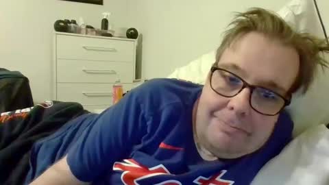 Snapshot of garyg930 chatting on March 2026 12:46:02 AM Gary online show from March 2026 12:46:02 AM