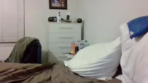 Snapshot of garyg930 chatting on March 2026 01:22:02 AM Gary online show from March 2026 01:22:02 AM