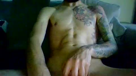 garyreal1990 online show from April 2026 05:46:02 PM