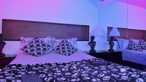  Usagi  online show from February 2026 08:49:02 PM