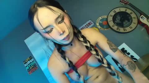 Anya online show from July 2026 01:39:02 PM