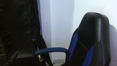 Snapshot of gatika_sexy chatting on December 2025 03:00:02 AM katia online show from December 2025 03:00:02 AM