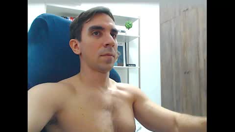 gatosarado23 online show from October 2025 05:33:01 AM