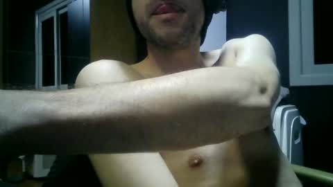 gauchors21 online show from November 2025 02:56:02 AM