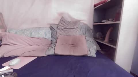 gayrobbin online show from March 2026 08:26:01 PM