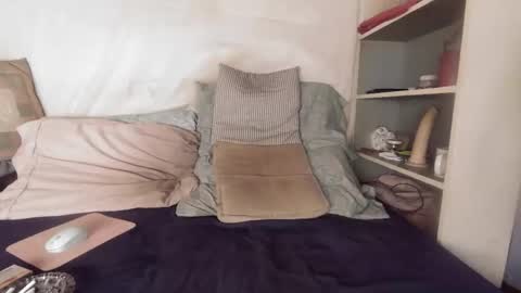 gayrobbin online show from March 2026 10:59:02 AM